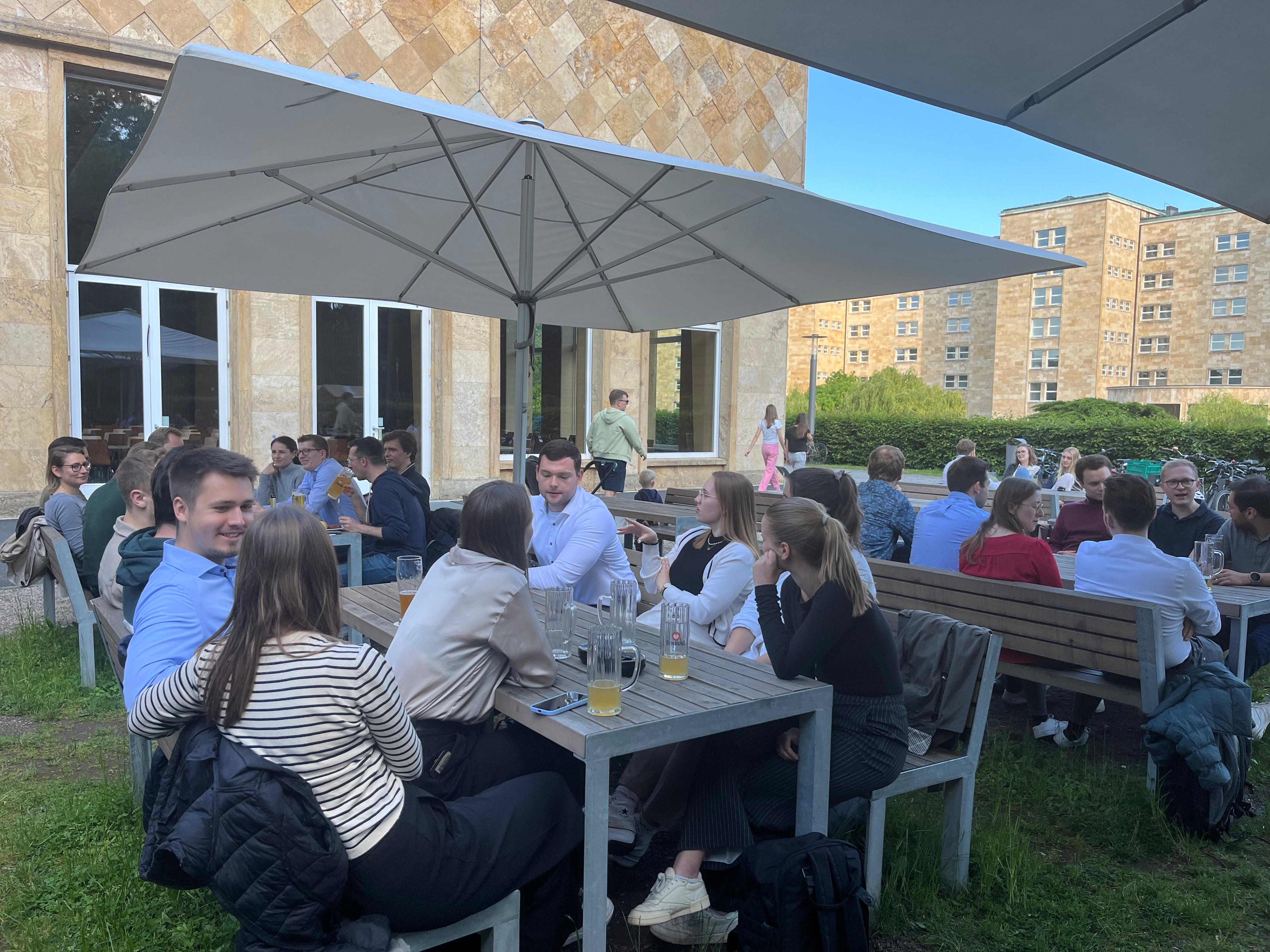 Stammtisch Frankfurt: Goethe Sommergarten
